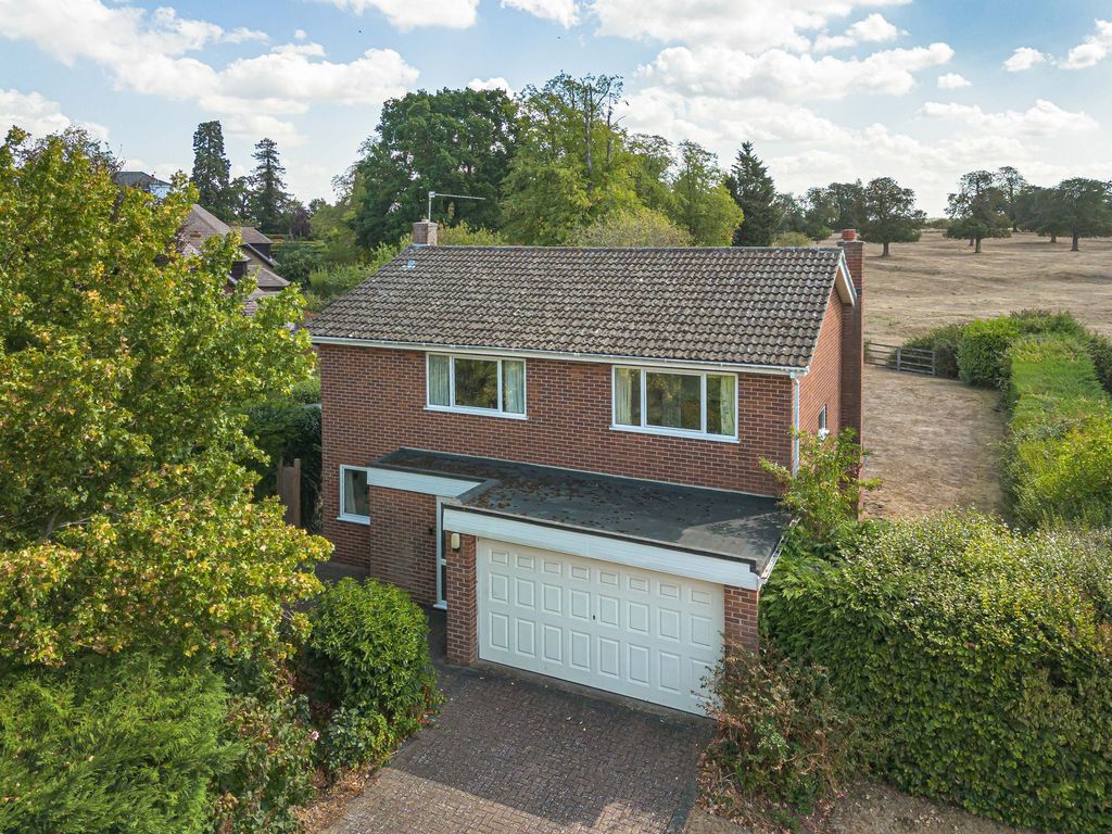 Property photo 2 of 30