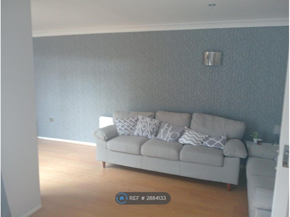 Property photo 3 of 15 Living Room