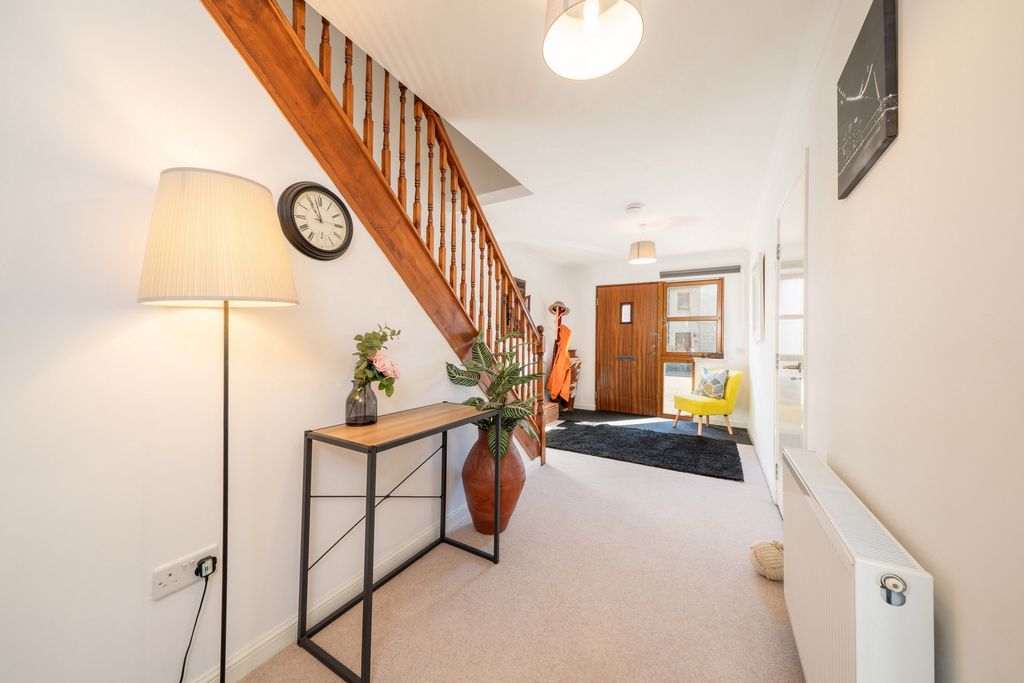 Property photo 2 of 24 Photo 2