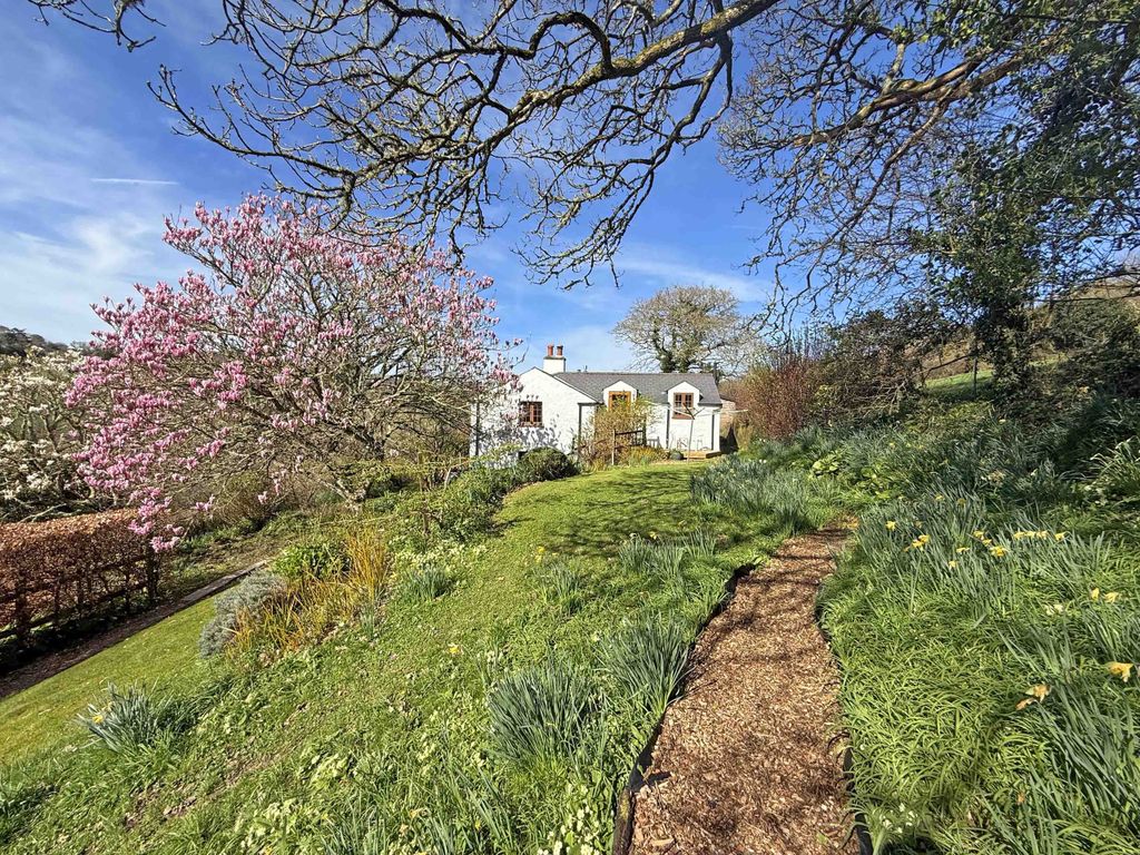 Property photo 3 of 13 Photo 3