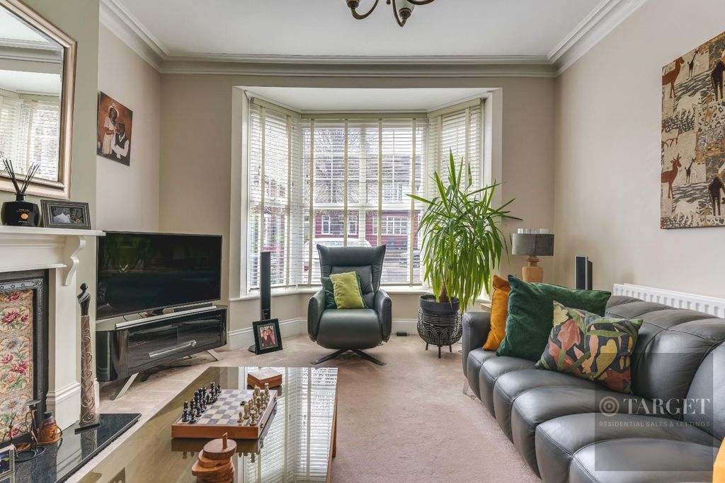 Property photo 3 of 34 First Avenue Wm-18.Jpg