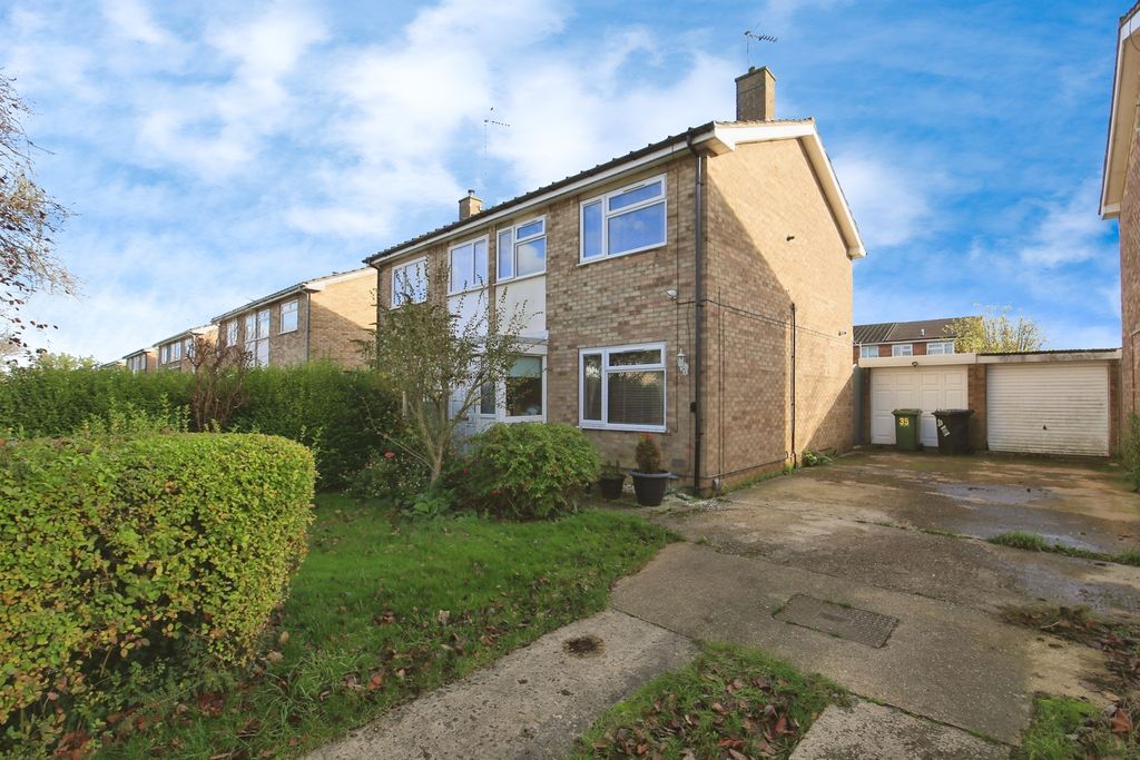 Property photo 1 of 17