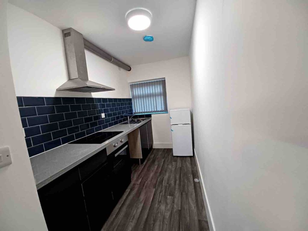 Property photo 3 of 6 Gallery