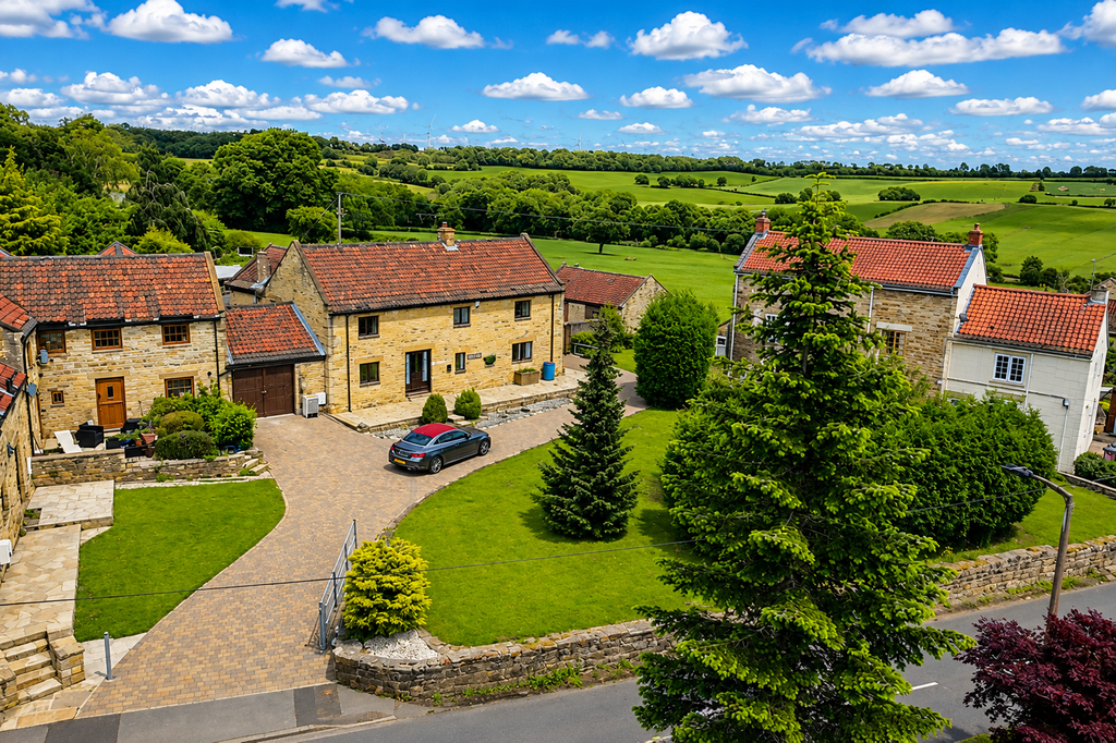 Property photo 1 of 32 Drone 1