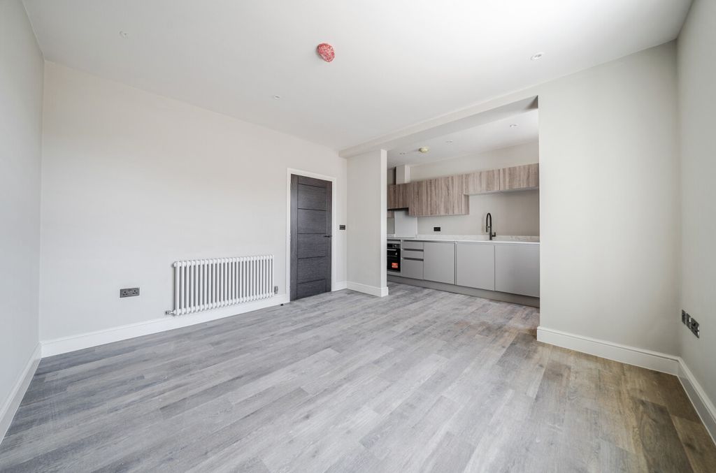Property photo 3 of 10 1494168-2-6A5620E...