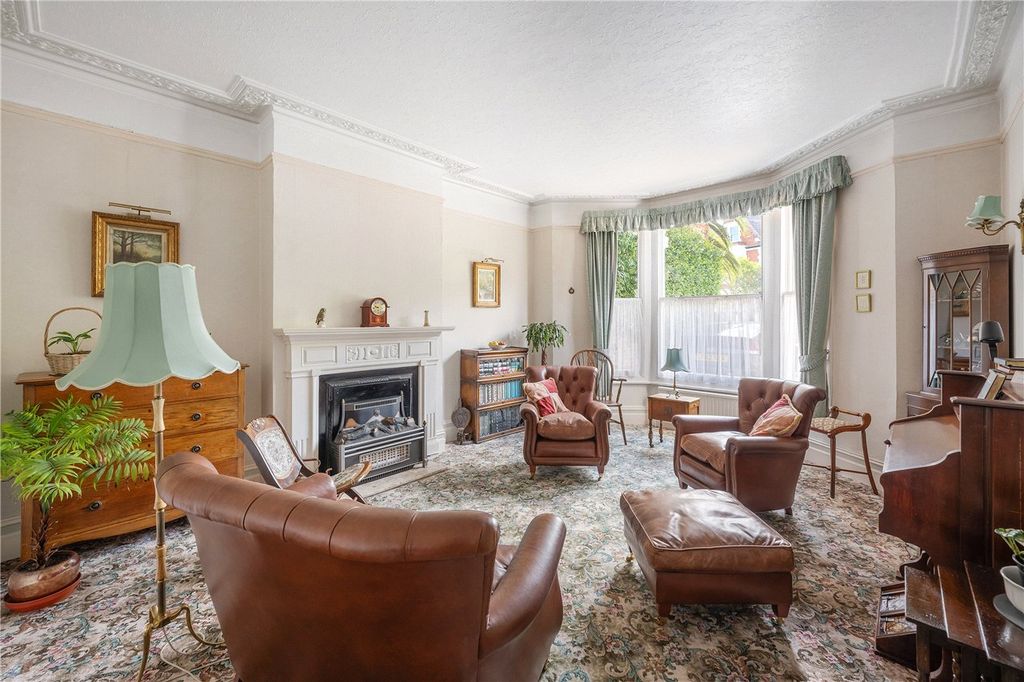 Property photo 2 of 13 Picture No. 04