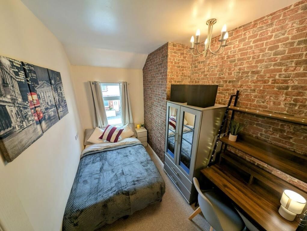 Property photo 3 of 7