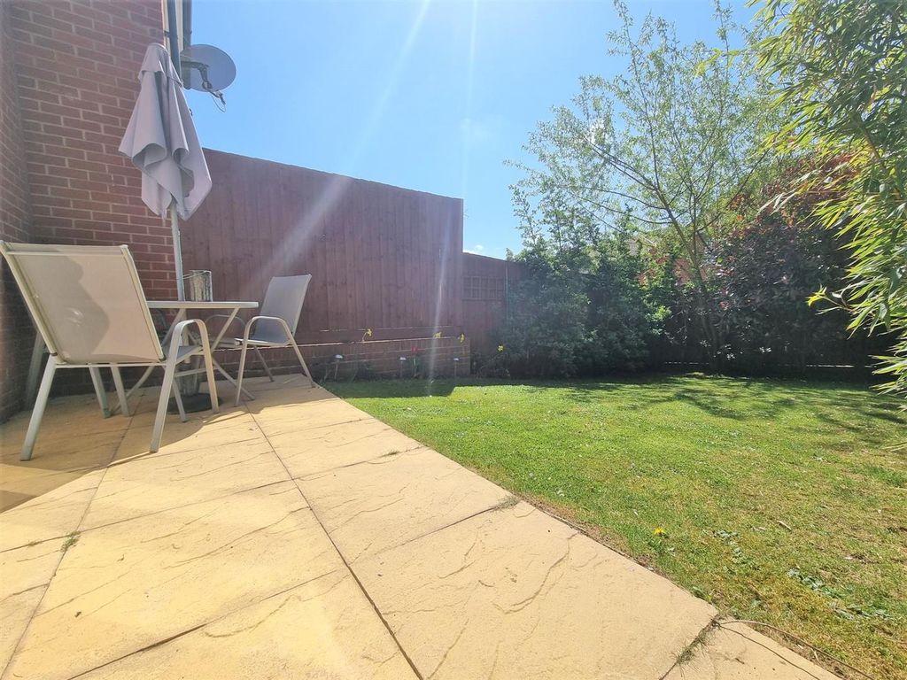 Property photo 2 of 14