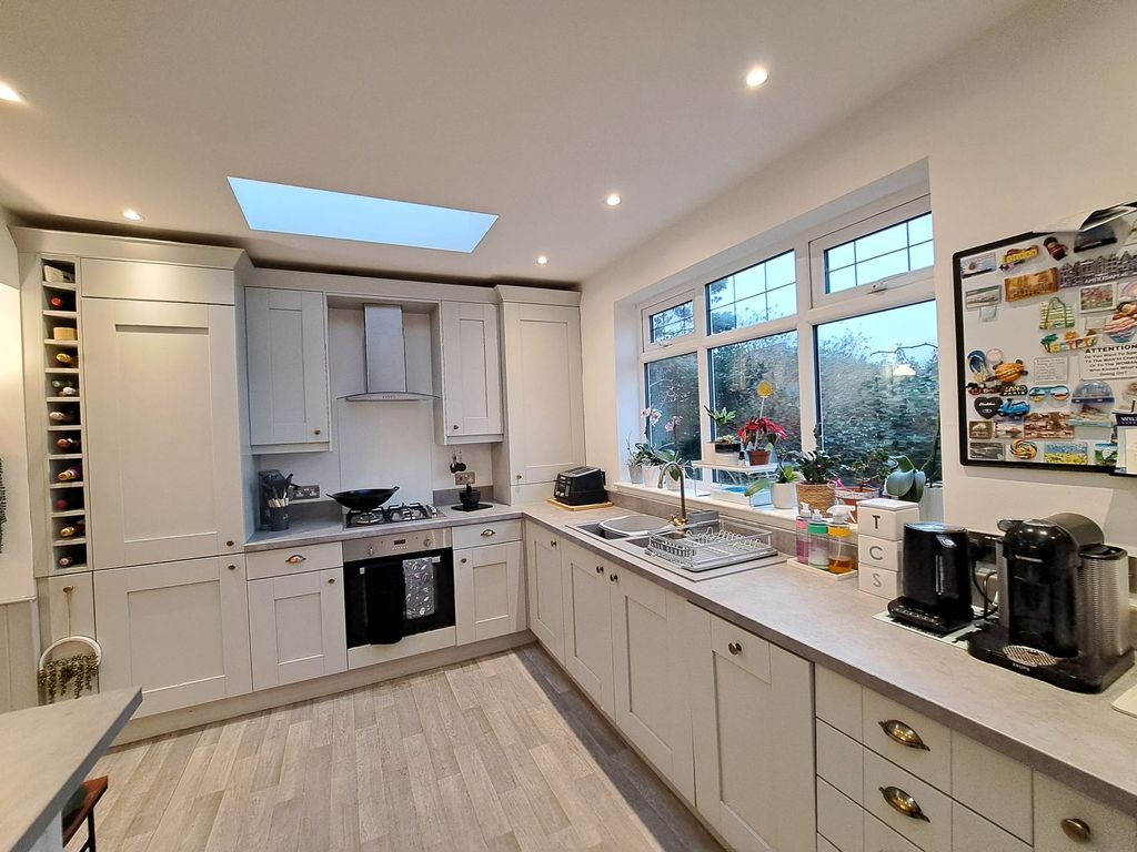 Property photo 2 of 19 Picture 2