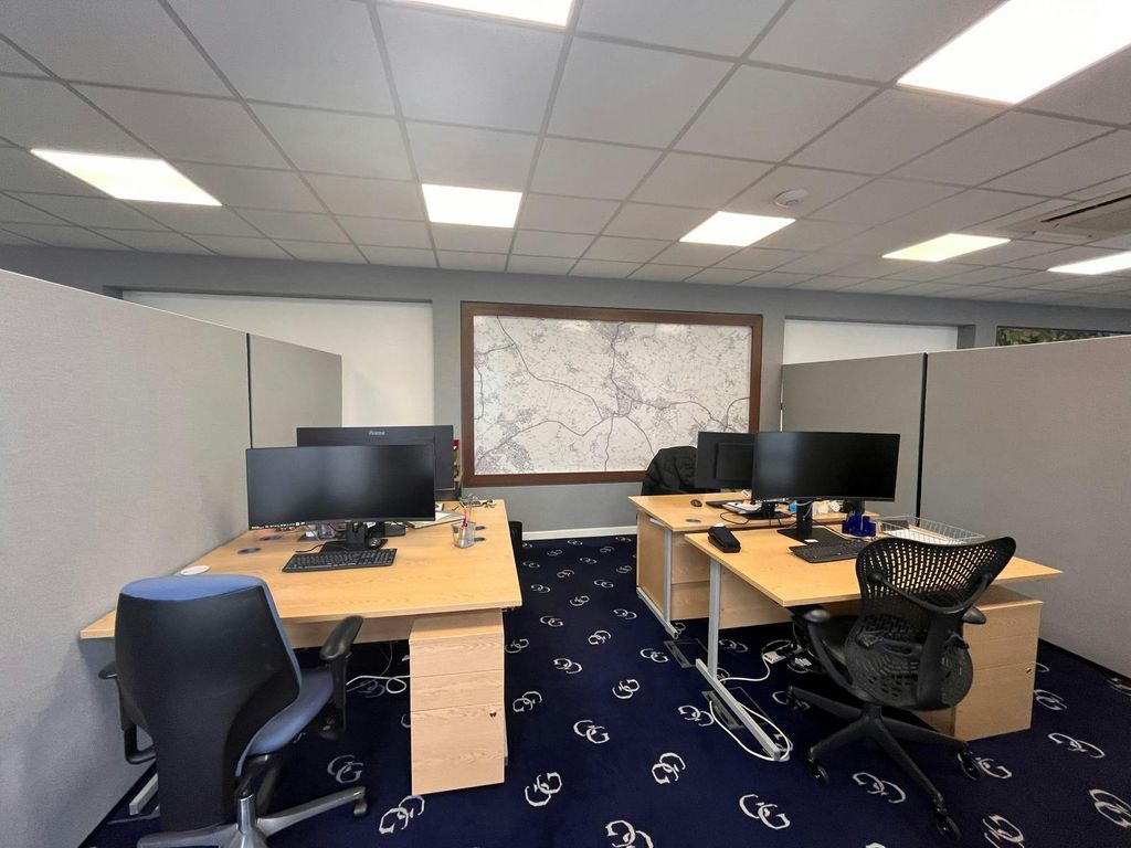 Property photo 3 of 23 4.Jpeg