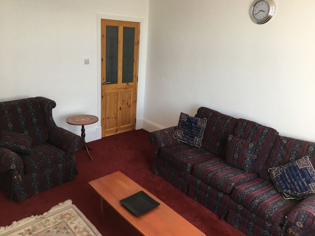 Property photo 2 of 10 Living Room