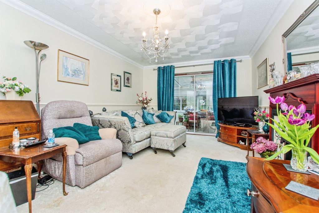 Property photo 3 of 20