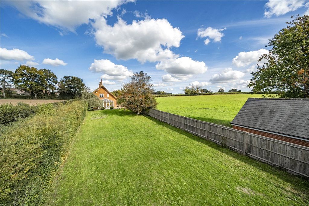 Property photo 3 of 20 Picture No. 23