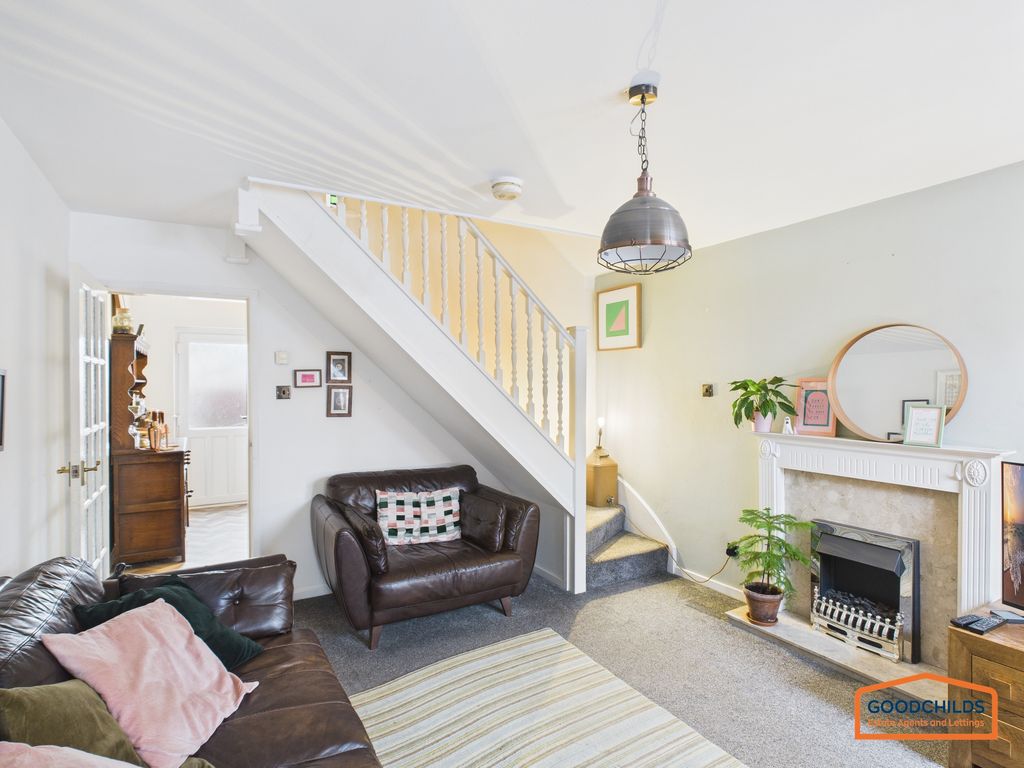 Property photo 2 of 7