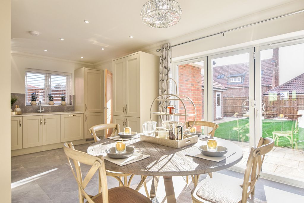 Property photo 2 of 32 Dsc_0112-Dsc_0114