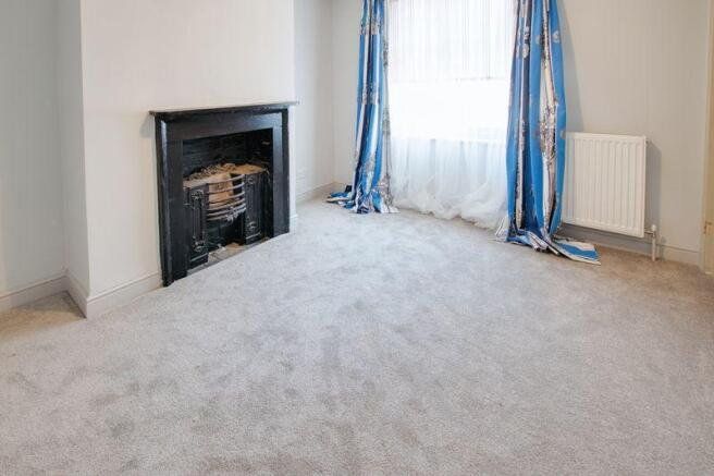 Property photo 2 of 8 Picture 2