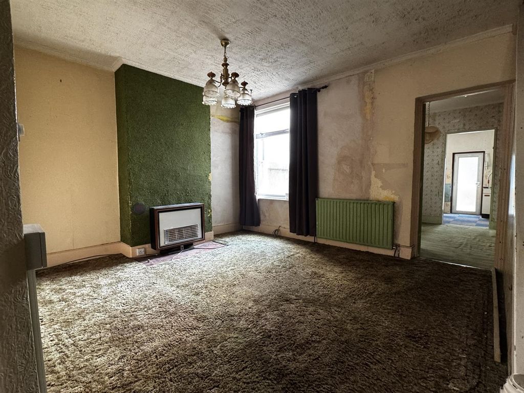 Property photo 3 of 20 For Sale By Aspire Residential | Kingsland Road