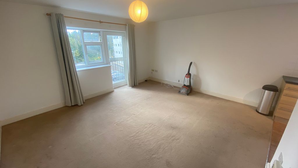 Property photo 2 of 4