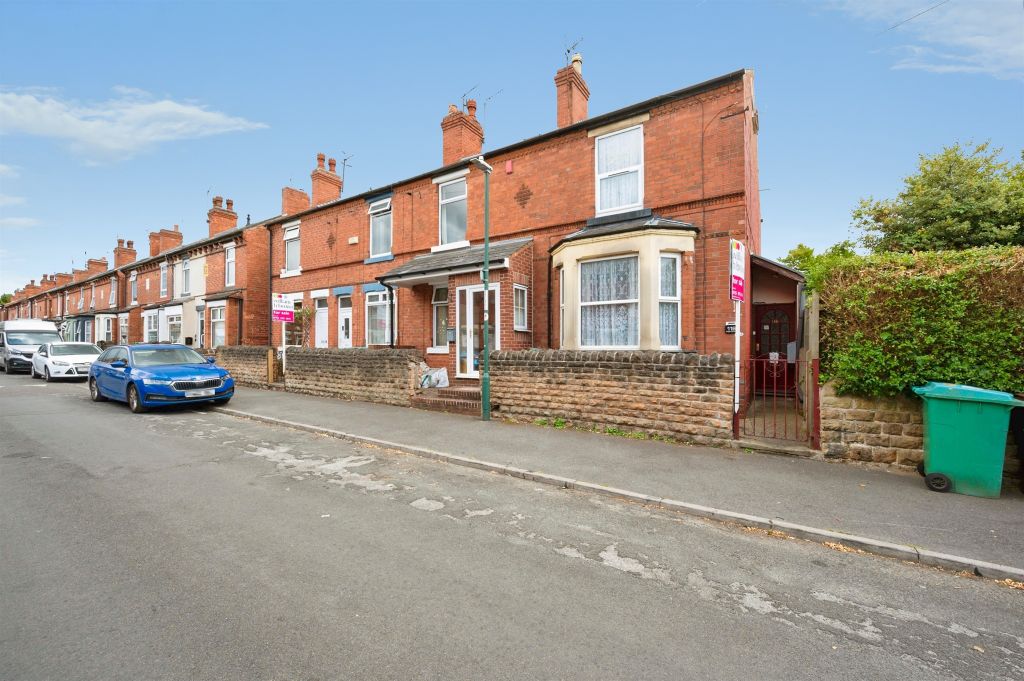 Property photo 2 of 31