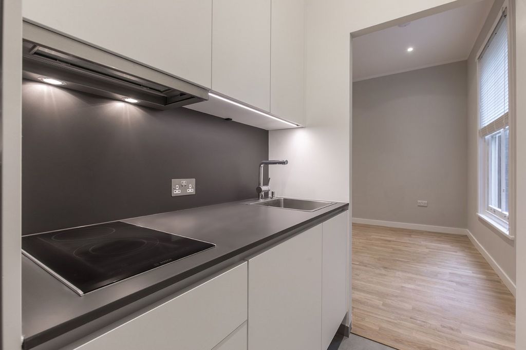 Property photo 2 of 19 Kitchen
