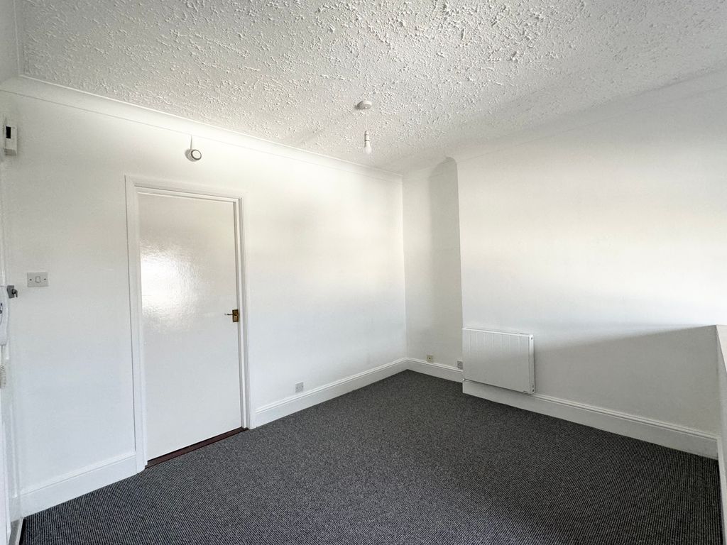 Property photo 3 of 7 View