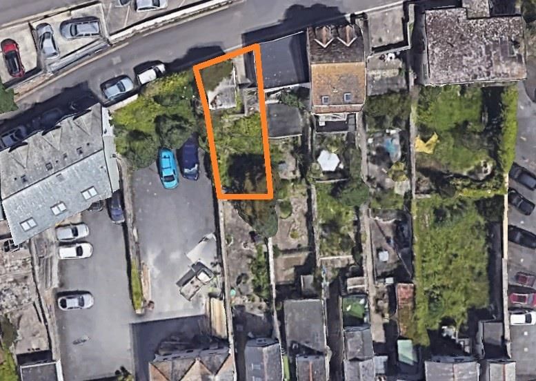 Property photo 3 of 10 Overhead.Jpg