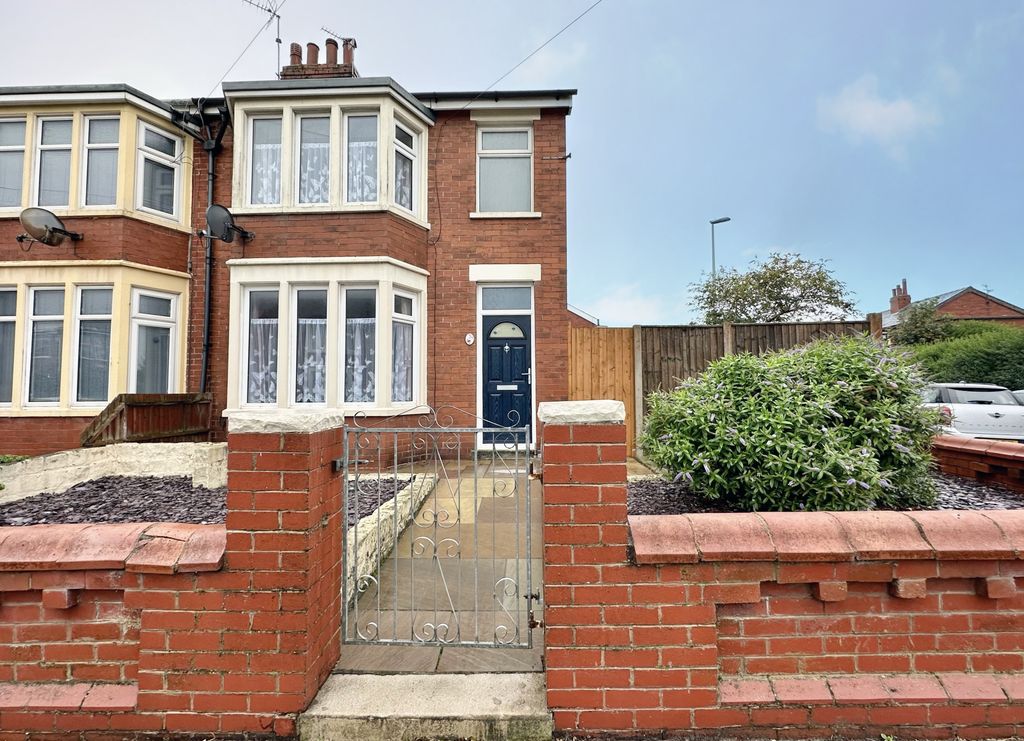 Property photo 1 of 24