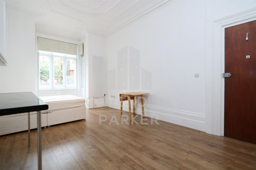 Property photo 2 of 8 2.Jpg
