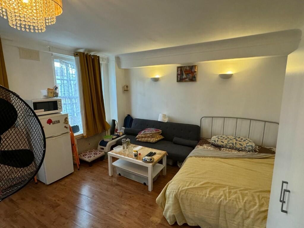 Property photo 2 of 8