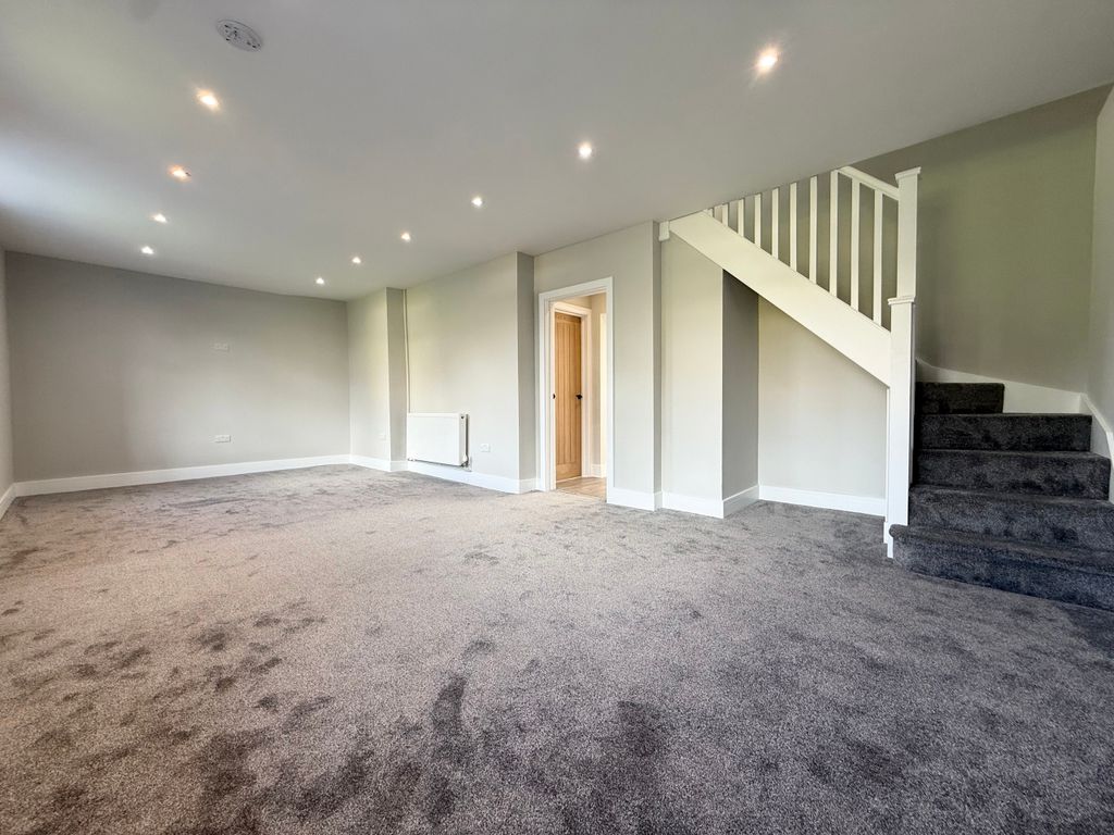 Property photo 2 of 15 Img_0070.Jpeg