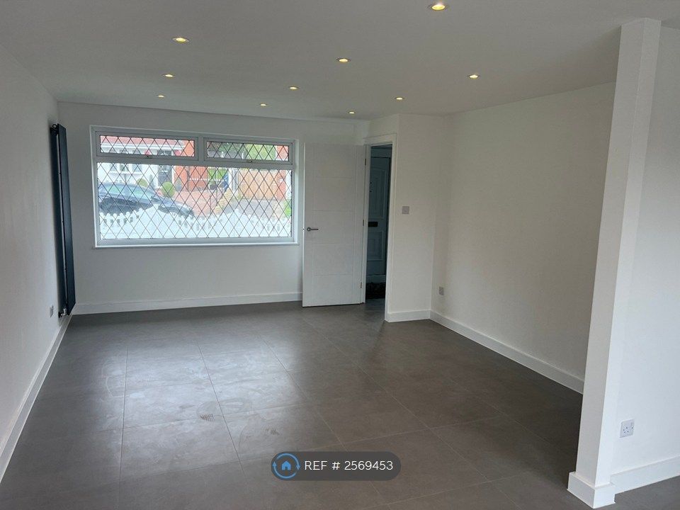Property photo 1 of 13 Tiled Flooring