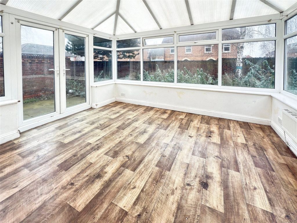 Property photo 2 of 16 Picture No. 28
