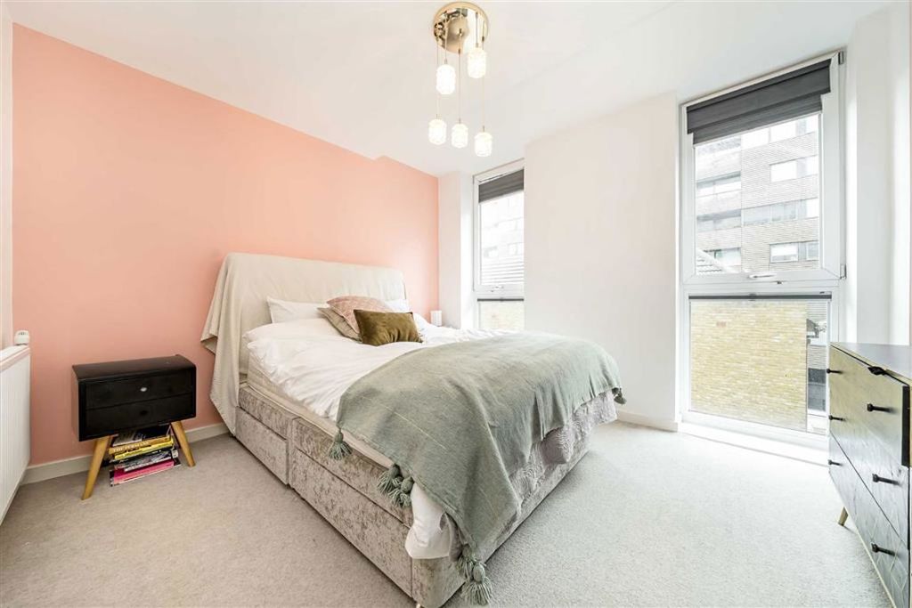 Property photo 2 of 5