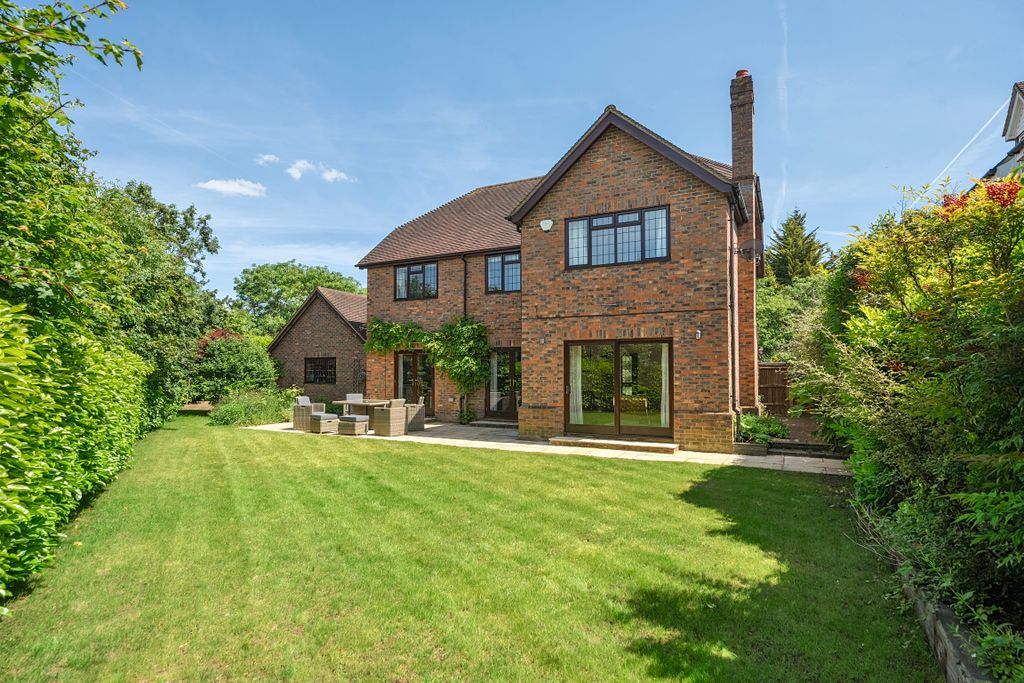 Property photo 2 of 13