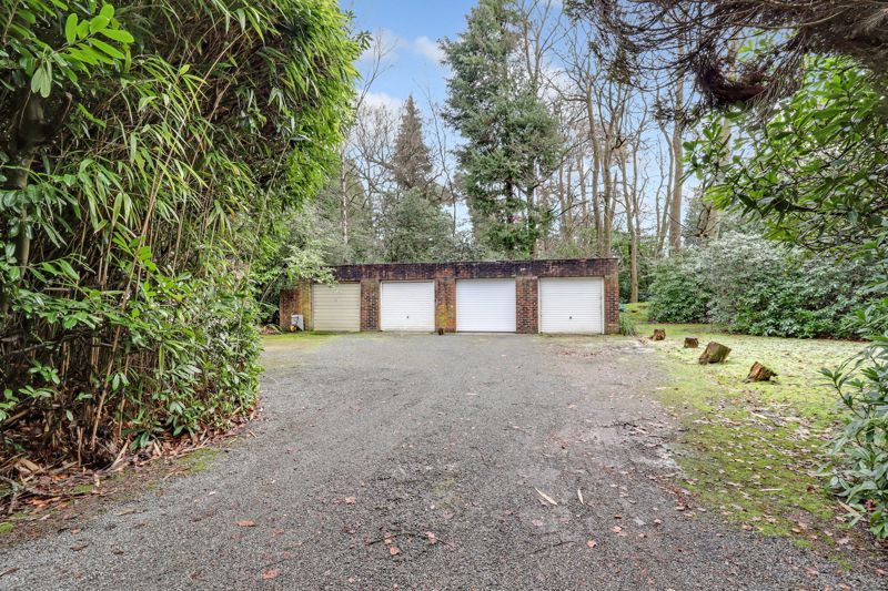 Property photo 3 of 16 Photo 14