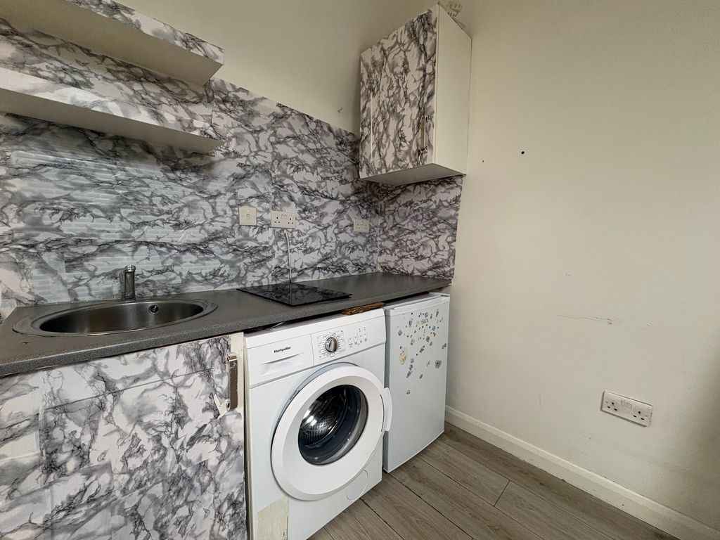 Property photo 3 of 4 Img_3152