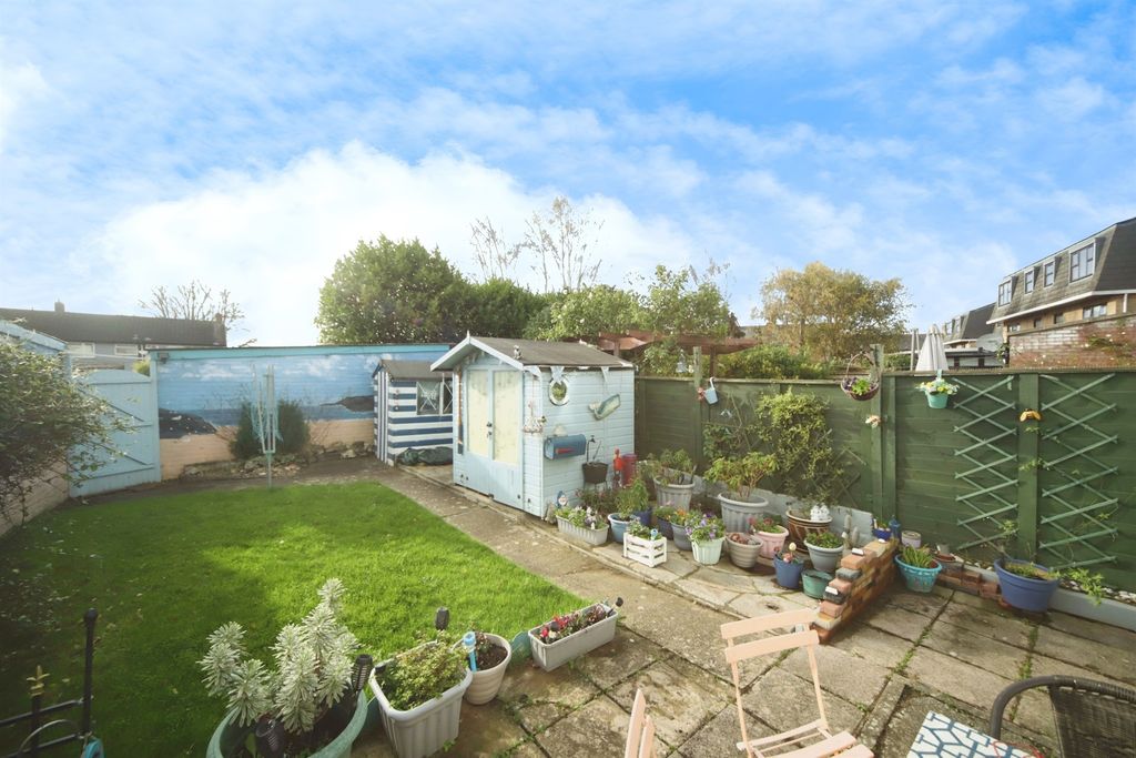 Property photo 2 of 15