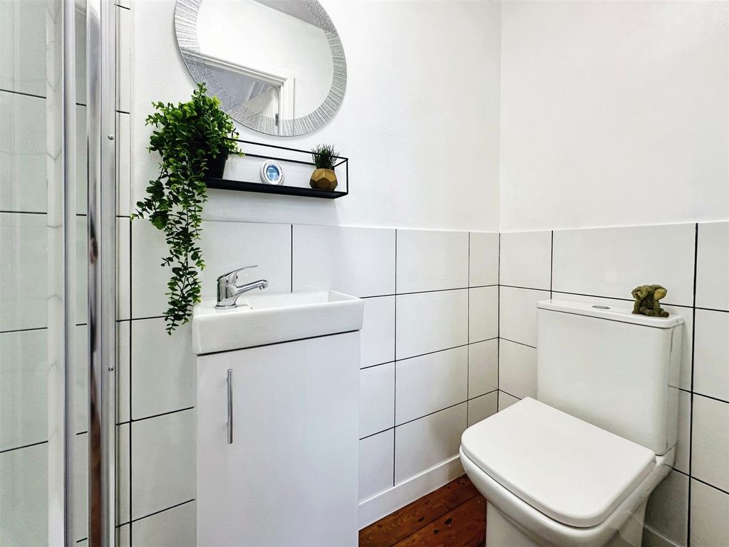 Property photo 3 of 12 Image00006.Jpeg