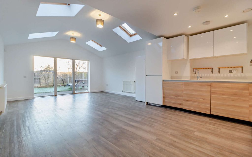 Property photo 2 of 18 Kitchen/Living Room