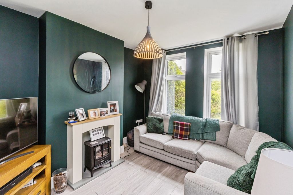 Property photo 2 of 18 Pbox-Img.Jpg