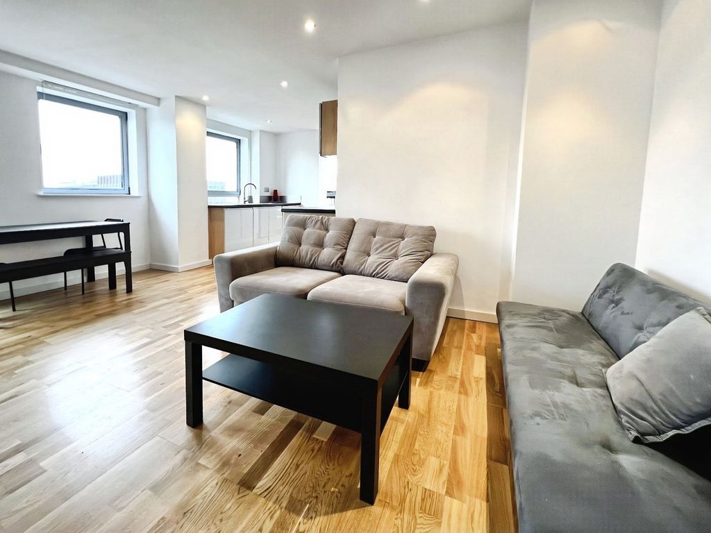 Property photo 2 of 13 Picture No. 24