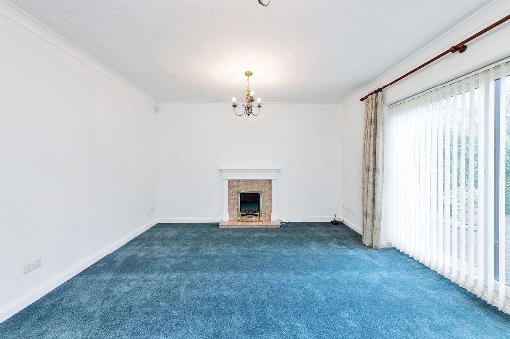 Property photo 2 of 22