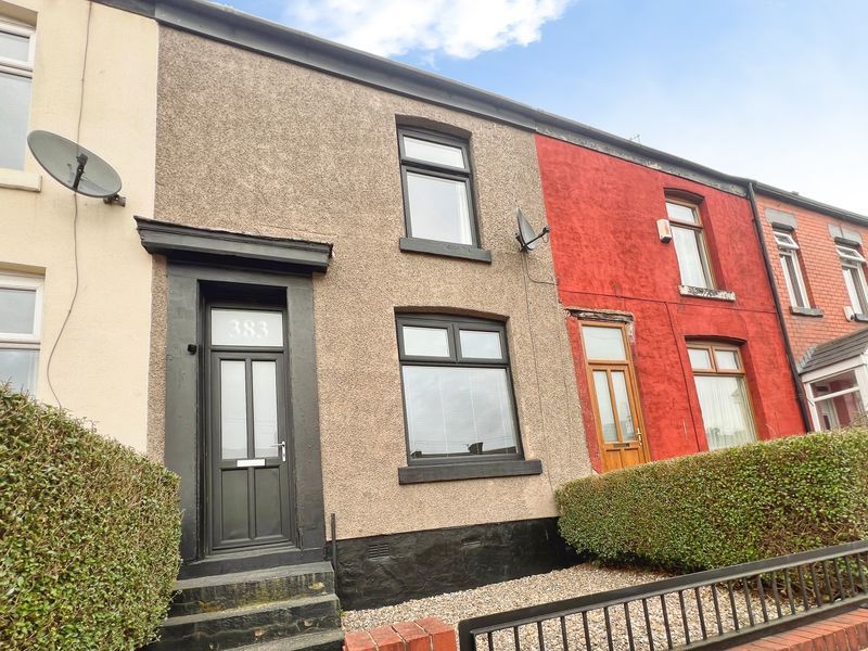 Property photo 1 of 16 Front External