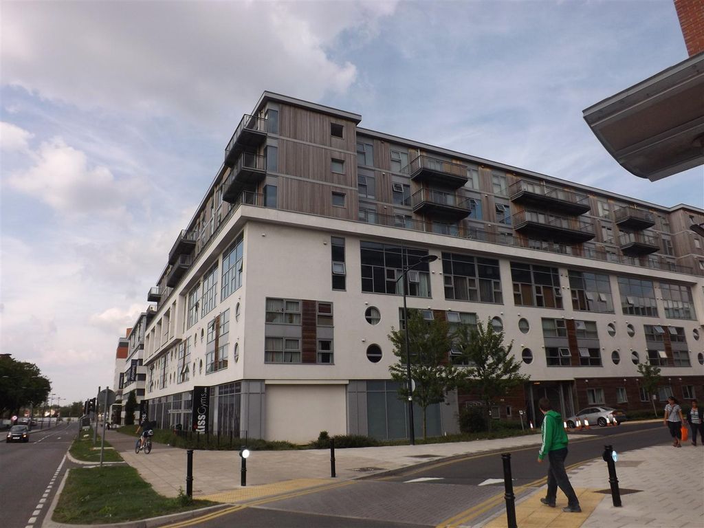 Property photo 1 of 5 Front