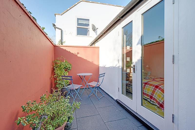 Property photo 2 of 7