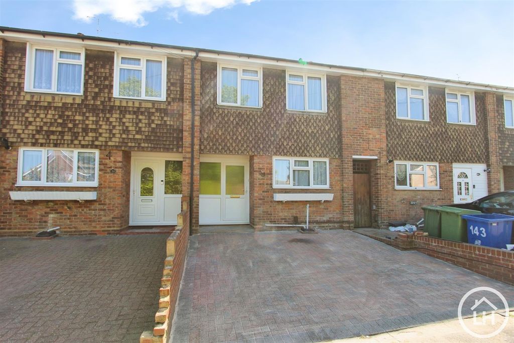 Property photo 1 of 10 External