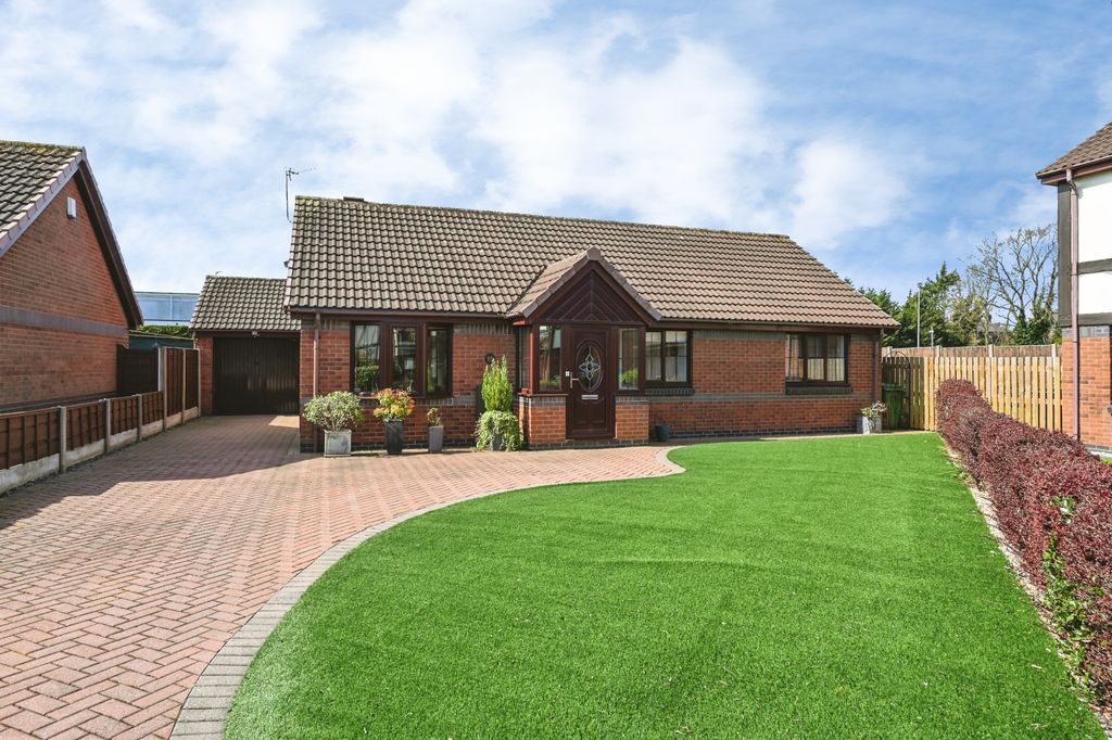 Property photo 1 of 15