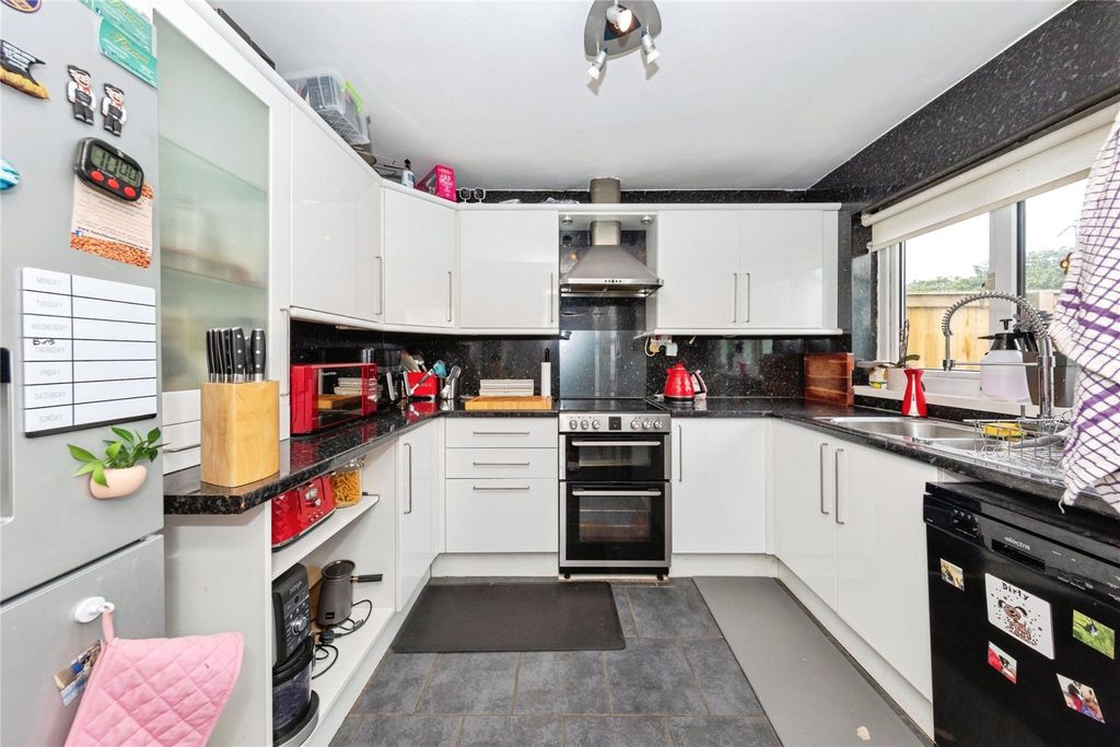 Property photo 3 of 17 Picture No. 59
