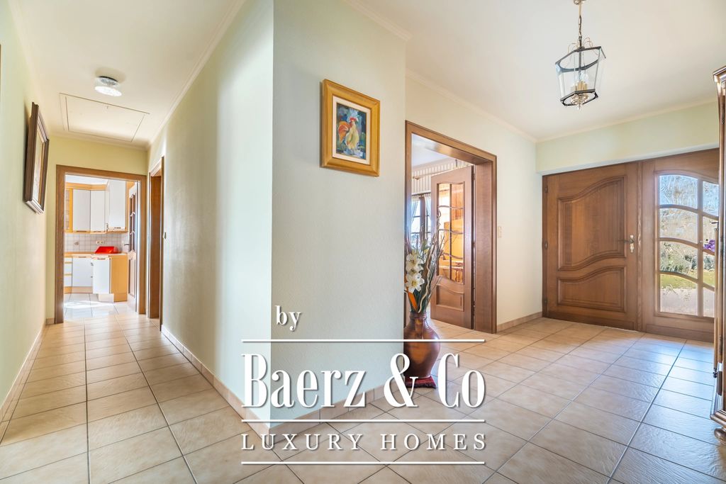 Property photo 3 of 30