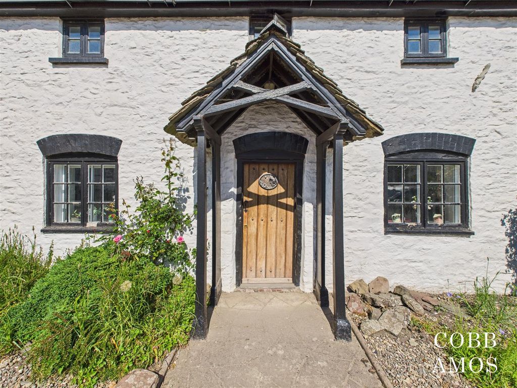 Property photo 1 of 24 Cam02803G0-Pr0184-Still053.Jpg